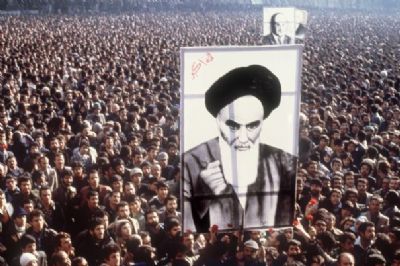manifestation-iran-revolution-1979_324.jpg